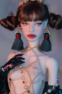 MOLLY | Nude doll with face-up